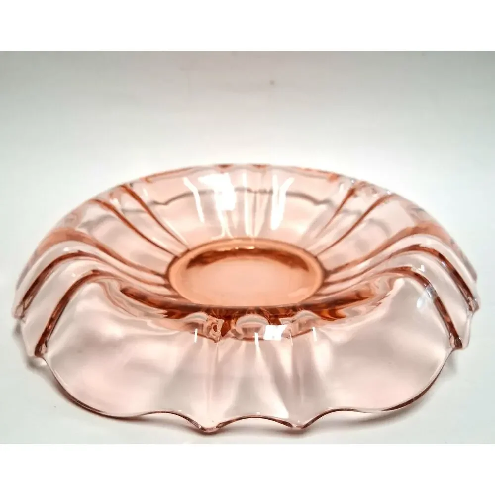 Tiffin -Franciscan scalopped edge